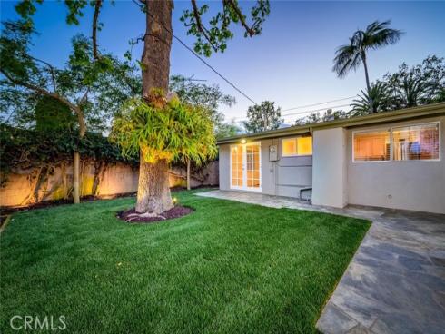 1962 Fullerton Avenue, Costa Mesa, CA