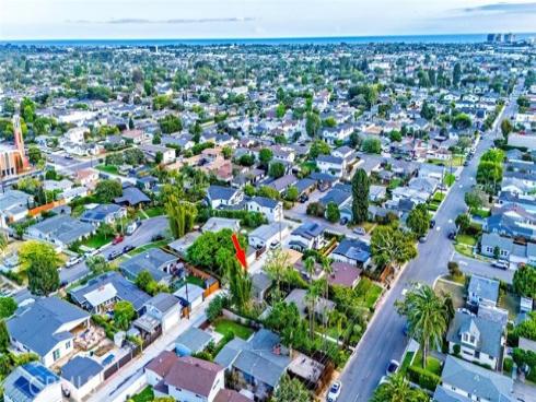 1962  Fullerton   Avenue, Costa Mesa, CA