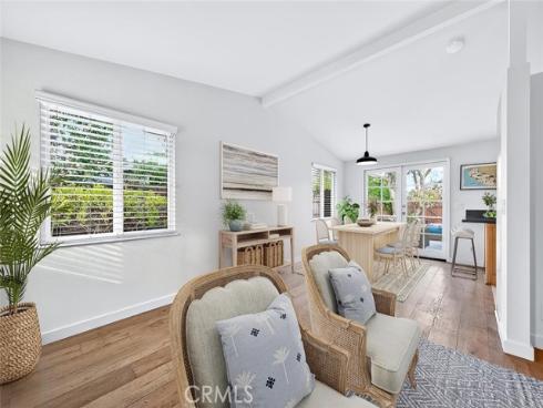 1962 Fullerton Avenue, Costa Mesa, CA