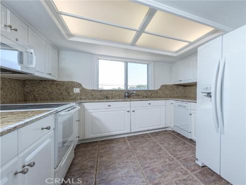 380 W Wilson F106 , Costa Mesa, CA