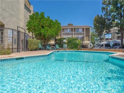 380 W Wilson F106 , Costa Mesa, CA