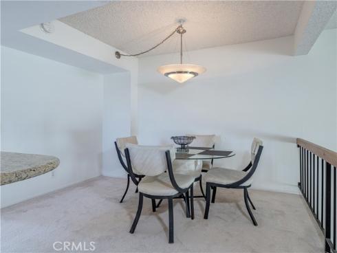380 W Wilson F106 , Costa Mesa, CA