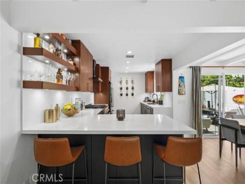 299 Mesa Drive, Costa Mesa, CA
