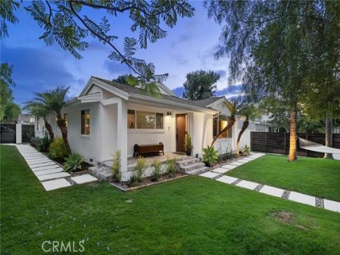 299 Mesa Drive, Costa Mesa, CA