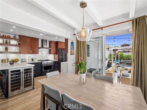 299 Mesa Drive, Costa Mesa, CA
