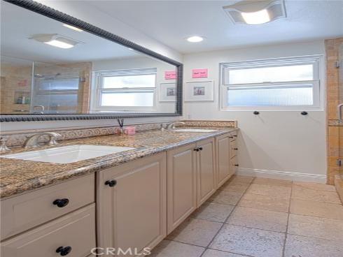 2023 S Capella Court, Costa Mesa, CA
