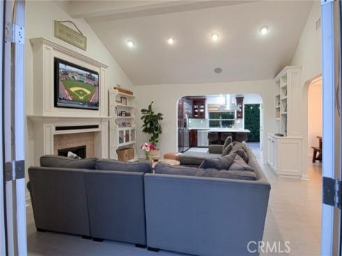 2023 S Capella Court, Costa Mesa, CA