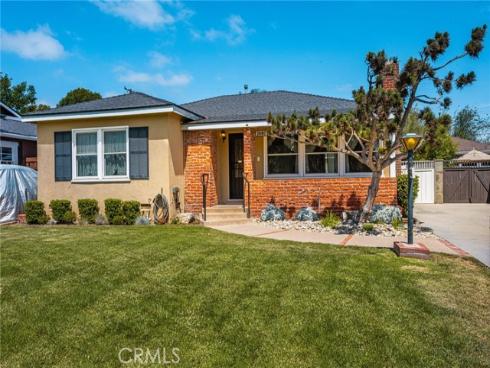2687 Riverside , Costa Mesa, CA