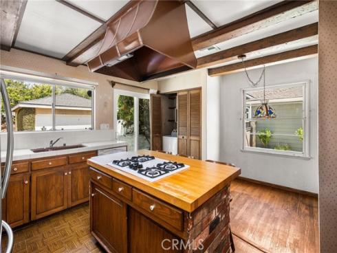 2687 Riverside , Costa Mesa, CA