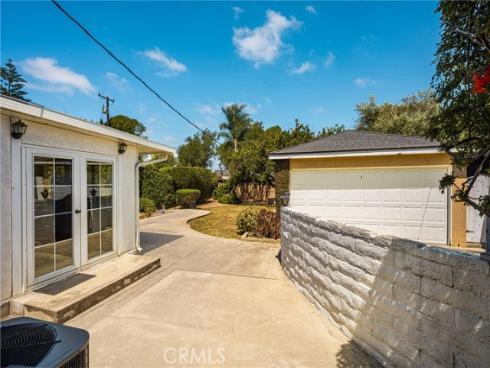 2687 Riverside , Costa Mesa, CA