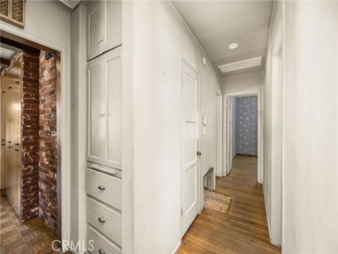 2687 Riverside , Costa Mesa, CA