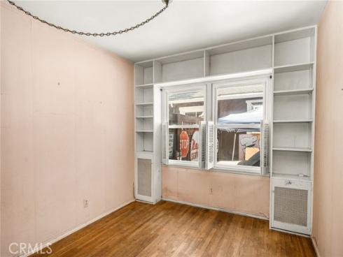 2687 Riverside , Costa Mesa, CA