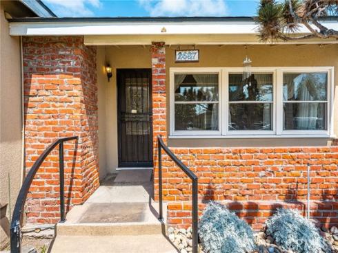 2687 Riverside , Costa Mesa, CA