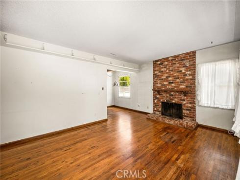 2687 Riverside , Costa Mesa, CA