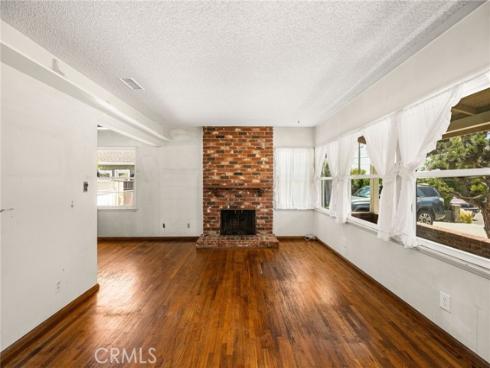 2687 Riverside , Costa Mesa, CA