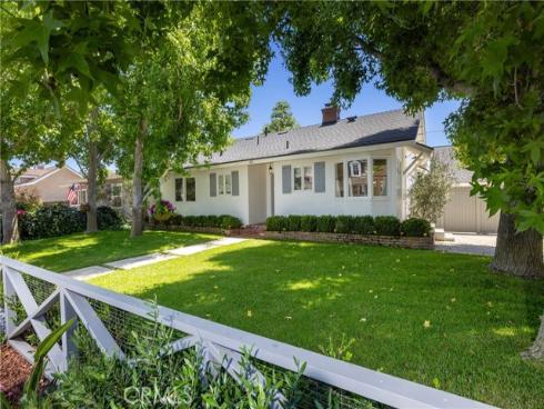 415 Walnut , Costa Mesa, CA