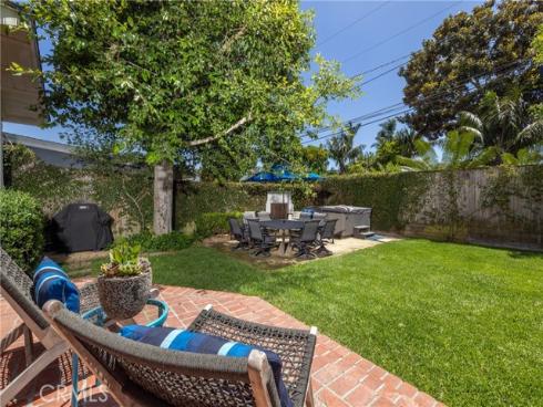 415 Walnut , Costa Mesa, CA