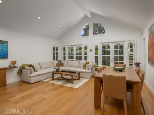 415 Walnut , Costa Mesa, CA