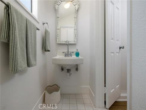 415 Walnut , Costa Mesa, CA