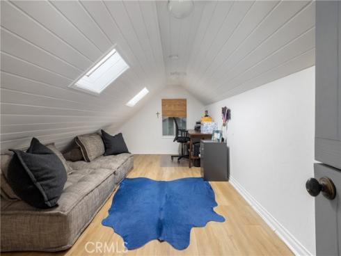 415 Walnut , Costa Mesa, CA