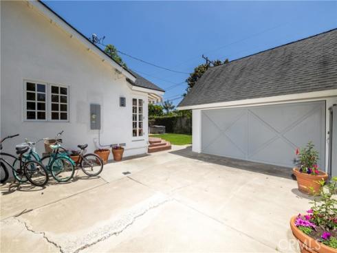 415 Walnut , Costa Mesa, CA