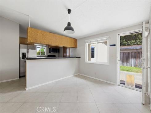 2128 College , Costa Mesa, CA