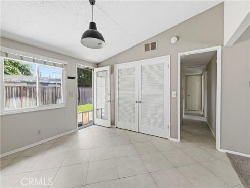 2128 College , Costa Mesa, CA