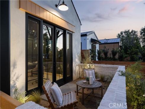 2558  Westminster  , Costa Mesa, CA