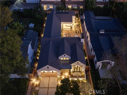 2558  Westminster  , Costa Mesa, CA