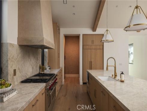 2558  Westminster  , Costa Mesa, CA