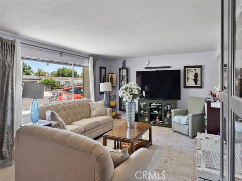 2436  Littleton  , Costa Mesa, CA