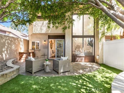 900  Hyde   Court, Costa Mesa, CA