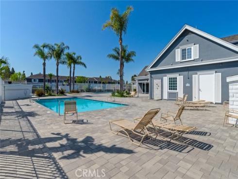 181 Yorktown Lane, Costa Mesa, CA