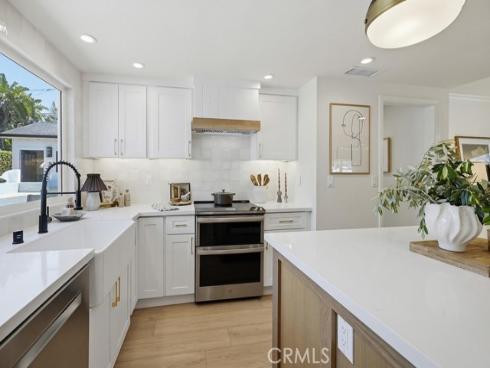 2782  Mendoza   Drive, Costa Mesa, CA