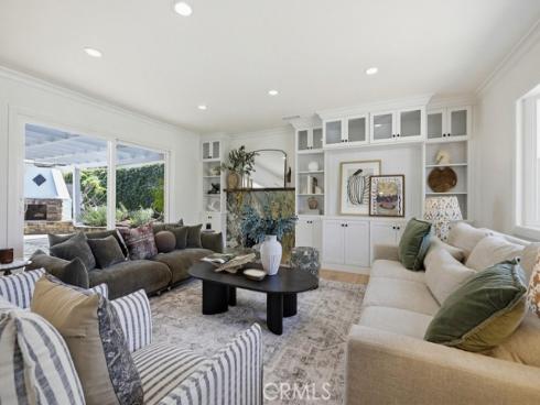 2782  Mendoza   Drive, Costa Mesa, CA