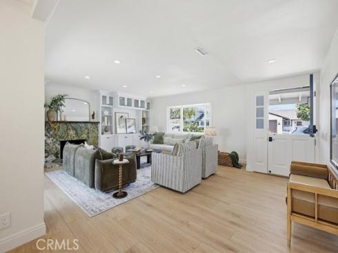 2782  Mendoza   Drive, Costa Mesa, CA