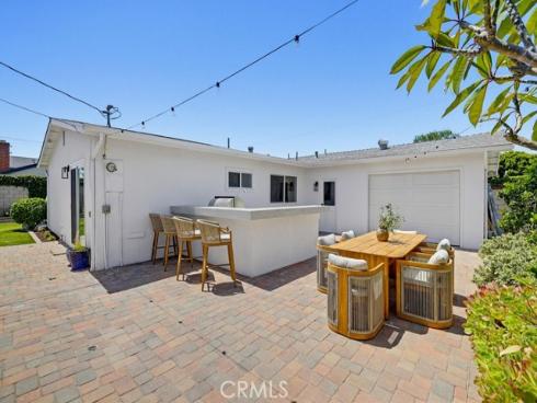 2782  Mendoza   Drive, Costa Mesa, CA