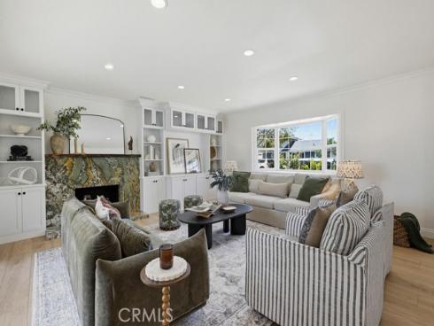 2782  Mendoza   Drive, Costa Mesa, CA