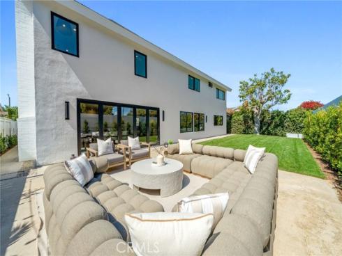 1795 Tanager Drive, Costa Mesa, CA