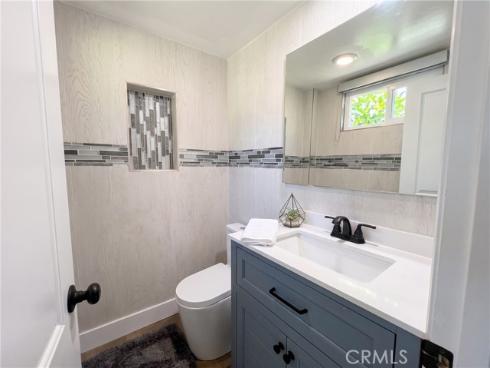 2750 San Carlos , Costa Mesa, CA