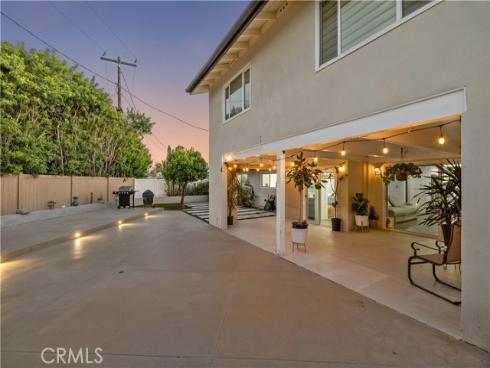 2750 San Carlos , Costa Mesa, CA