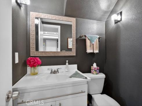 1090 Westward 5 Lane, Costa Mesa, CA
