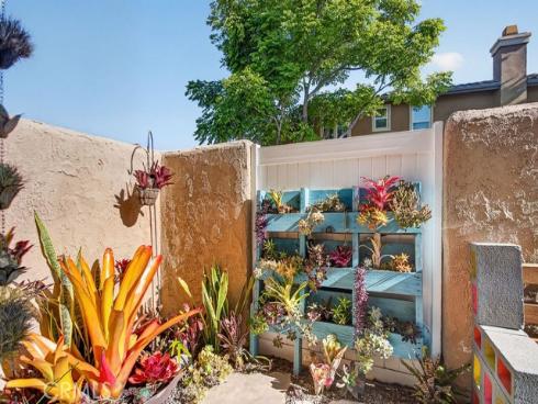 1090 Westward 5 Lane, Costa Mesa, CA