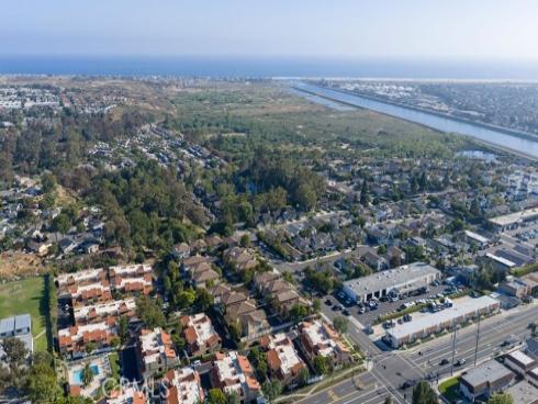 1090 Westward 5 Lane, Costa Mesa, CA