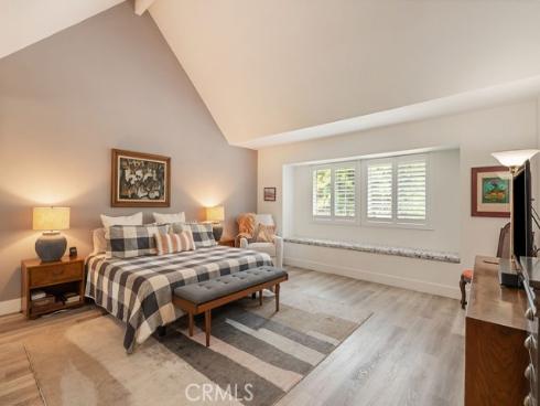 3433 Wimbledon Way, Costa Mesa, CA