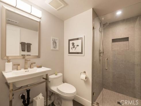 3433 Wimbledon Way, Costa Mesa, CA