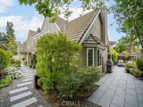 3433 Wimbledon Way, Costa Mesa, CA