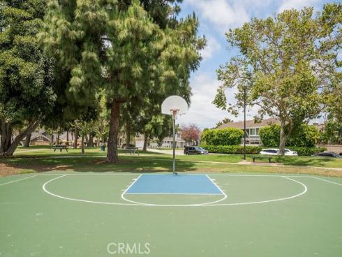 3433  Wimbledon   Way, Costa Mesa, CA