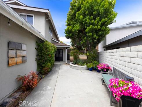 2336 Cynthia Court, Costa Mesa, CA