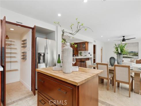 962 Begonia Avenue, Costa Mesa, CA